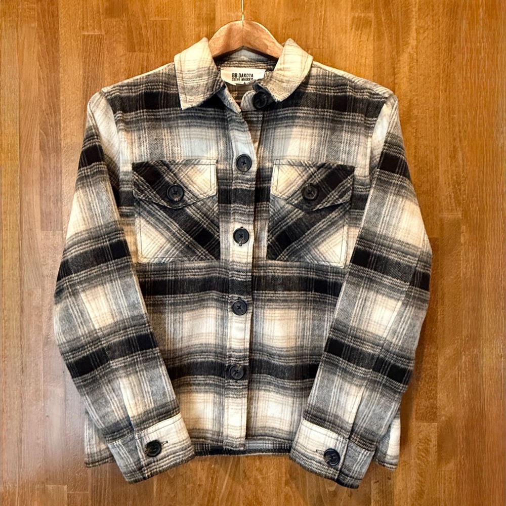 Steve Madden Flannel BB Dakota Plaid Shirt Jacket Women's Size S Small‎